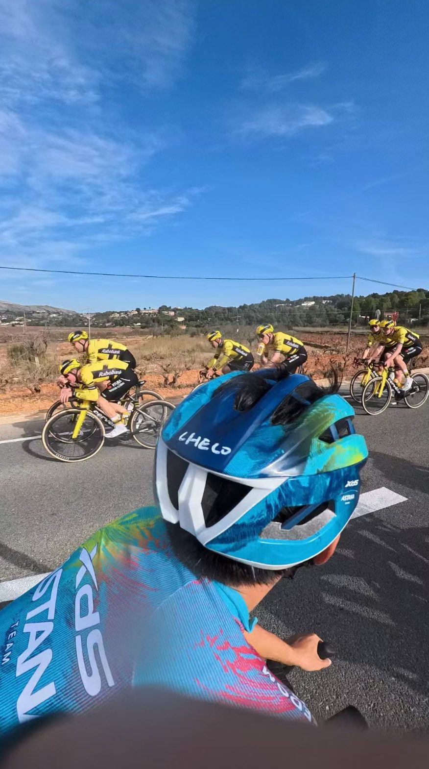 PigaCar Spain training roadside view behind professional riders
