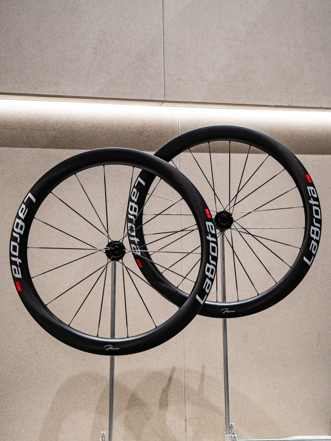 LaBrota Boss. dual wheel studio hero