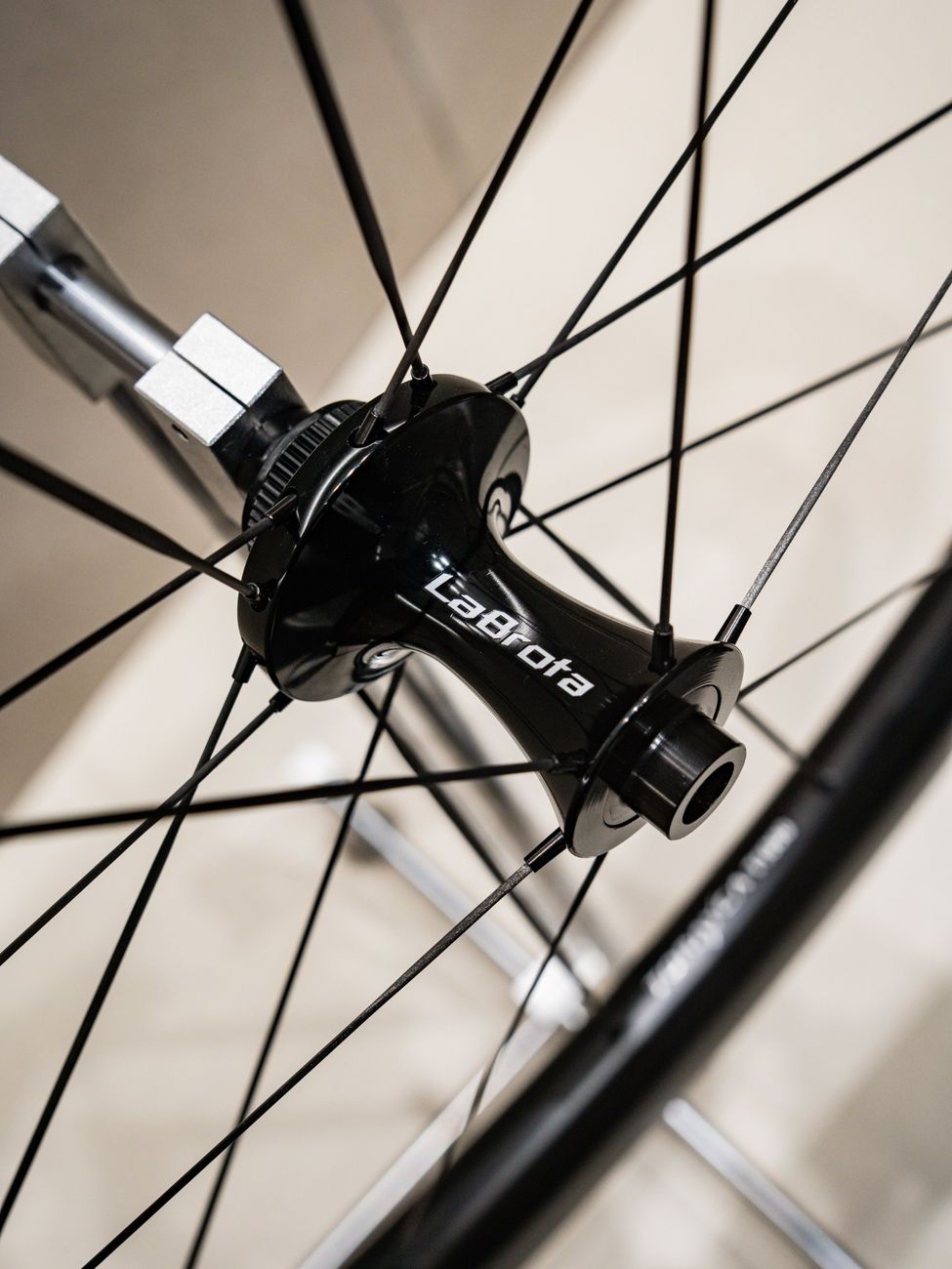 LaBrota Boss. Front Hub